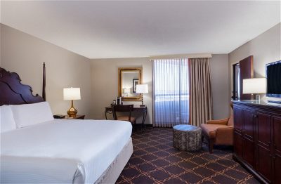 Austin hotel room queen bed